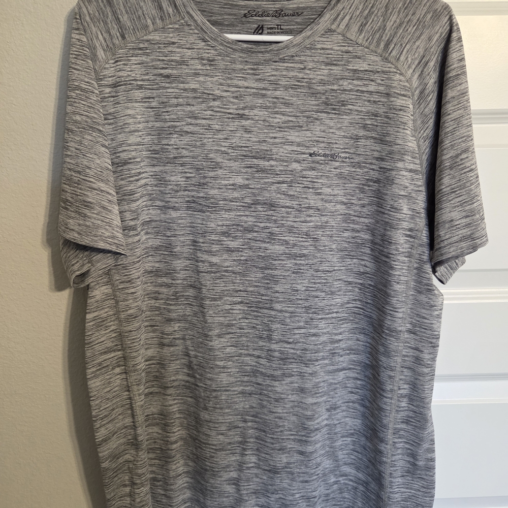 Eddie Bauer Men's Heathered Gray Tee